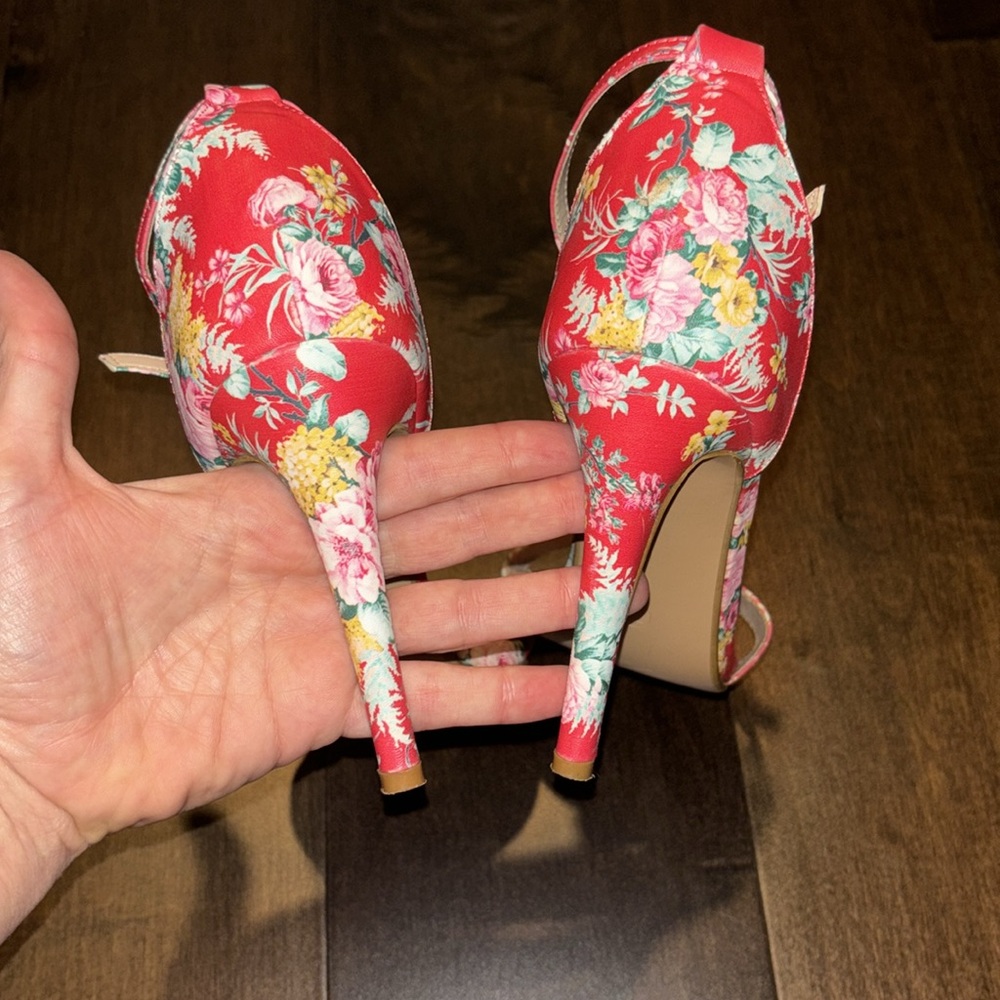 Allegra K Floral Strappy Sandal - Picture 4 of 10